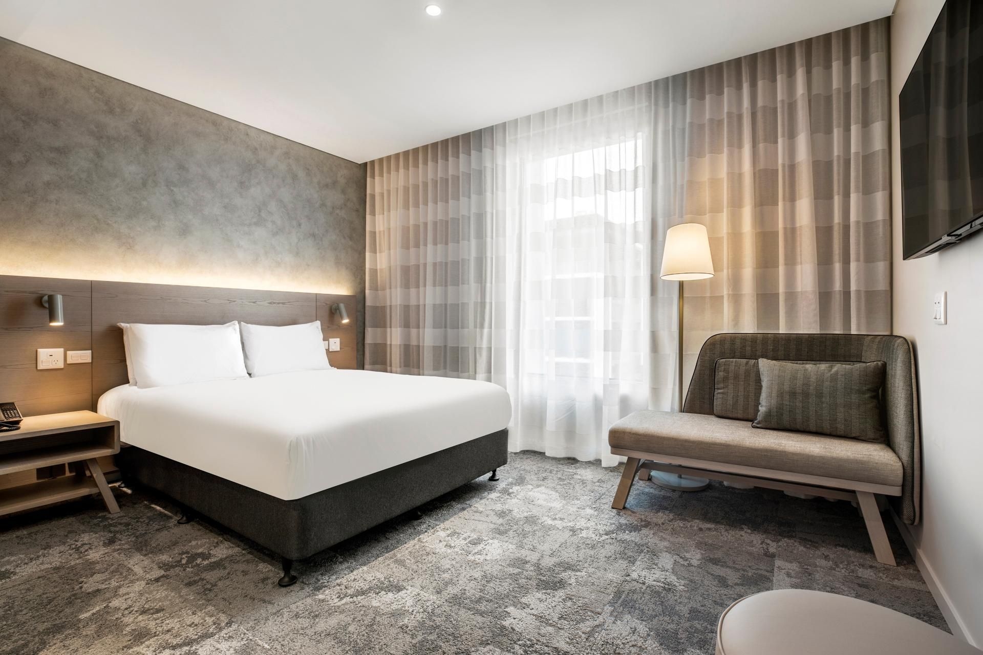 Holiday Inn Express and Suites Sunshine Coast By IHG2