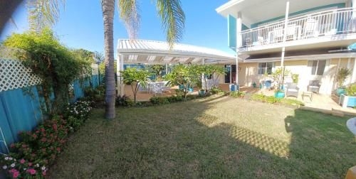 Palm Beach Guest House1