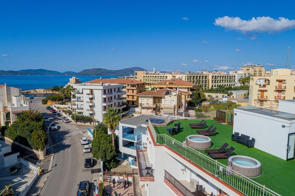 Hotel Villa Piras3