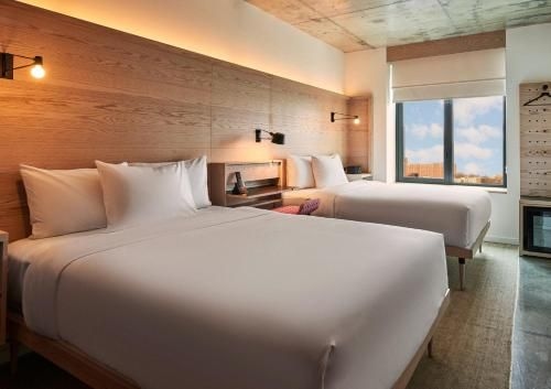 โรงแรมเรดิโอ (Radio Hotel)4