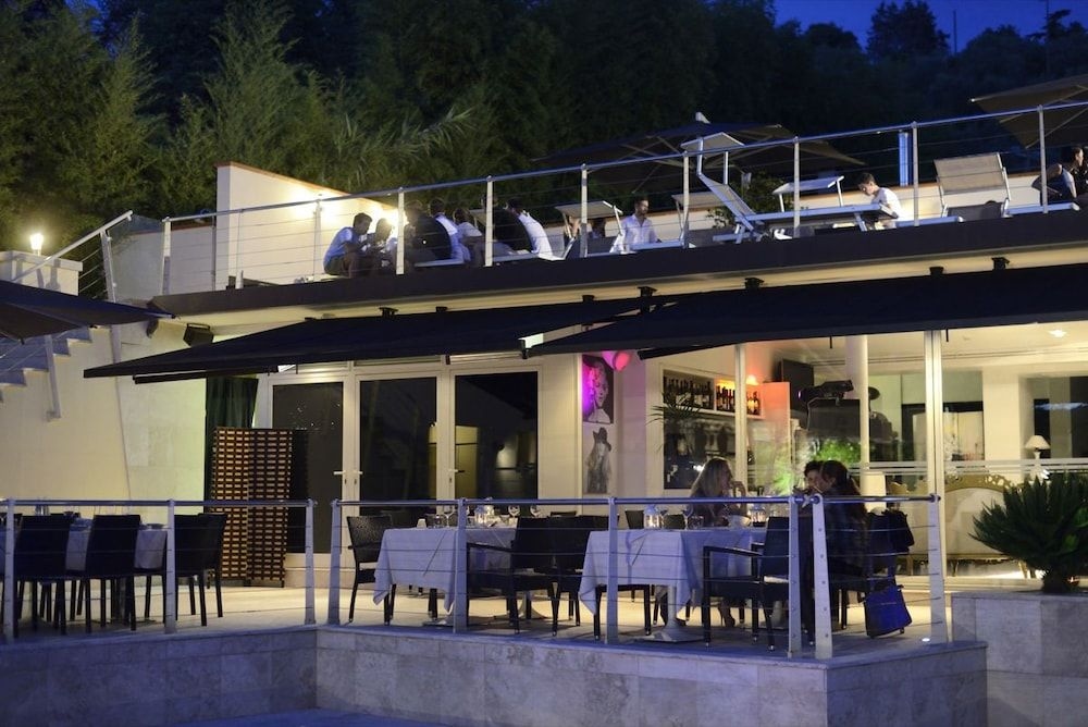 La Villa Resort2