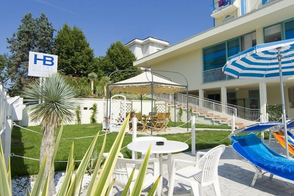Hotel Bolivar1