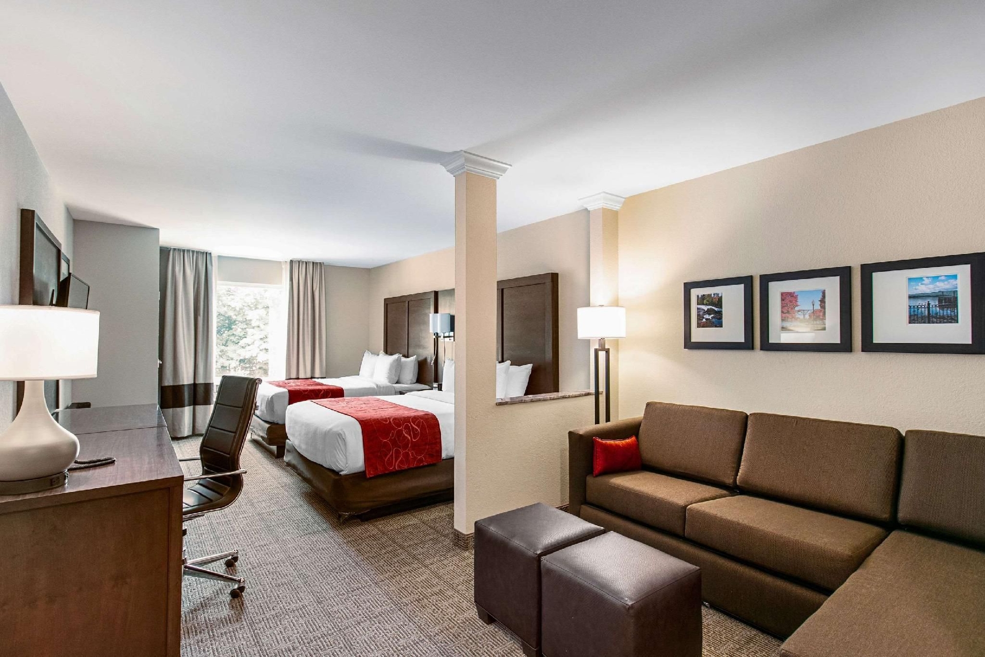 คัมเฟิร์ท สูทส์ ฟิชคิล เนียร์ อินเทอร์สเตท เอททีโฟร์ (Comfort Suites Fishkill near Interstate 84)4