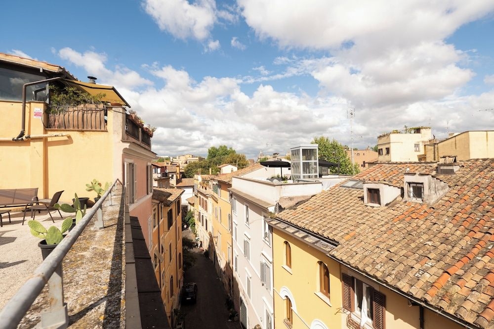 Trastevere Apartments2