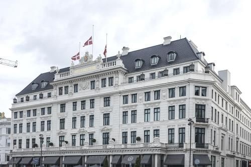 แฟลต 4 ห้องนอนหรูหรา ใจกลางโคเปนเฮเกน ริมคลอง (Lavish 4BR Flat in the Heart of CPH by The Canals)4