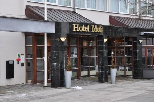 โรงแรมเมดิ (Hotel Medi)1