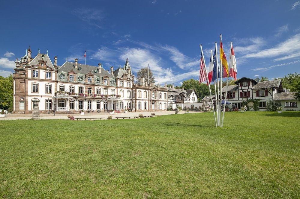 Chateau De Pourtales4