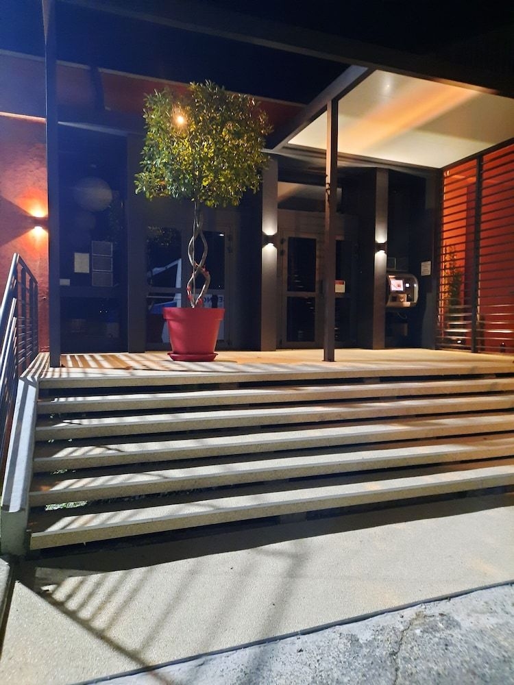 Escatel Hotel0