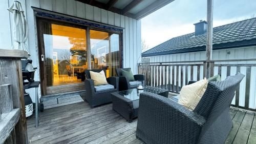 อพาร์ตเมนต์ 2 ห้องนอนแสนอบอุ่น พร้อมที่จอดรถ (Cozy 2BR apartment with parking)3