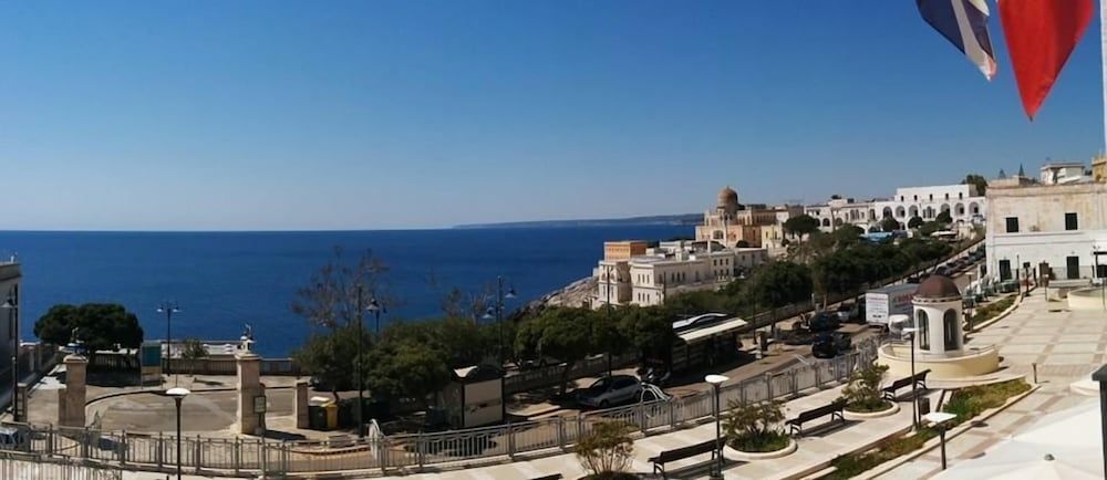 Grand Hotel Mediterraneo1