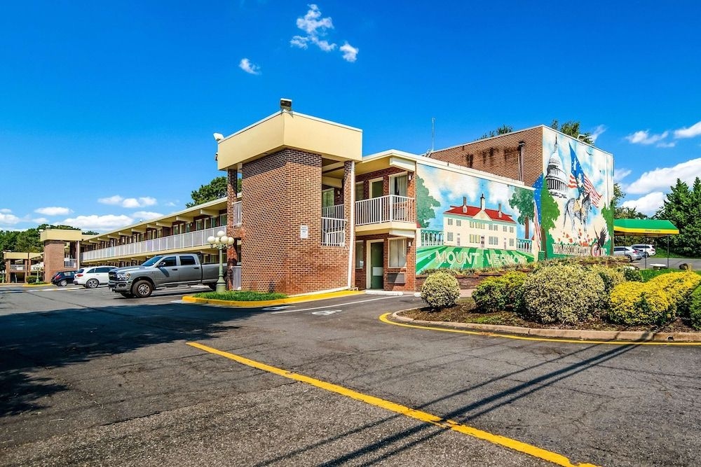Quality Inn3