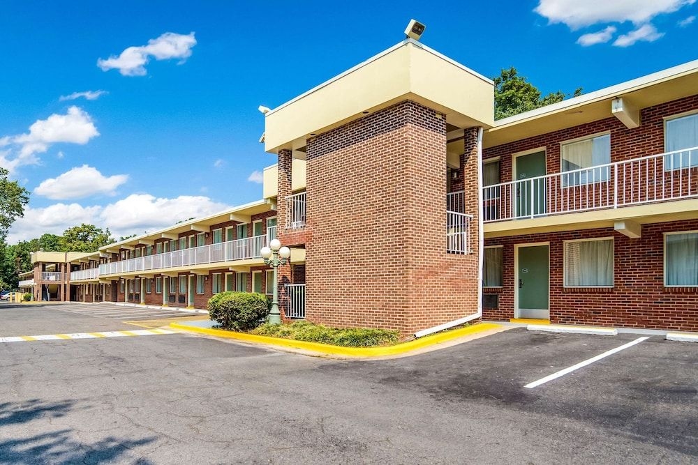 Quality Inn2