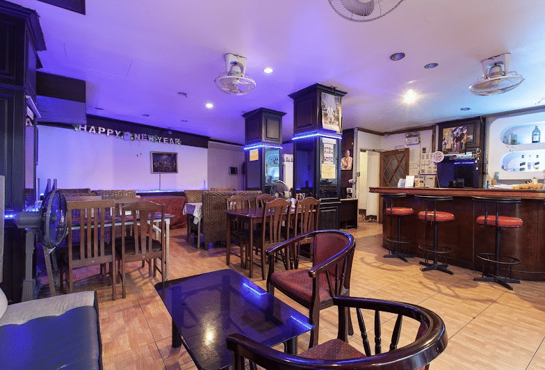 วอล์กกิ้ง สตรีท อองกอร์ โฮเทล (Walking Street Encore Hotel)1