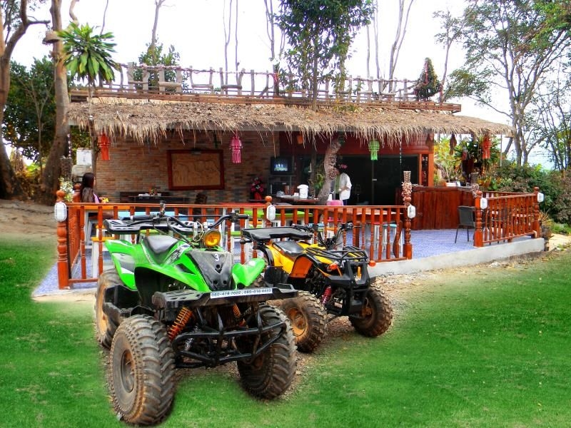 คลองทราย ฮิลล์ รีสอร์ต (Klong Sai Hills Resort)1