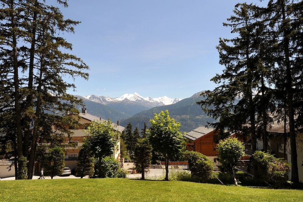 Aparthotel Helvetia Intergolf1