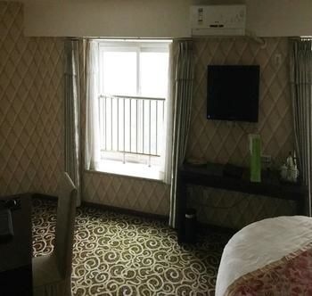 ดูเช่ โฮเทล เฉิงตู แพนด้า เบส (Dushe Hotel Chengdu Panda Base Hotel)1