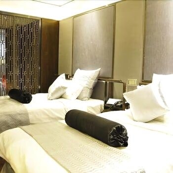Feeling Hotel4