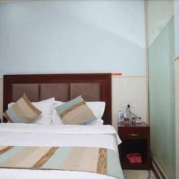Chunxi Yujing Hotel3