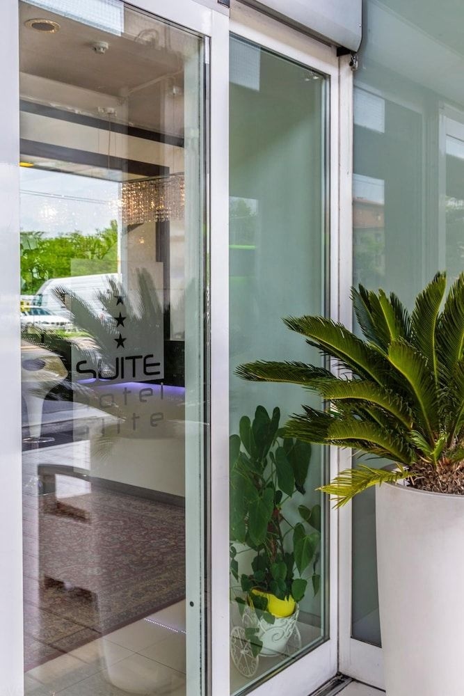 Suite Hotel Elite1