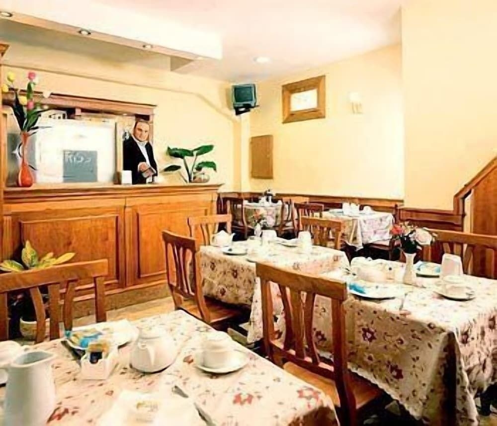 Hotel Kriss1