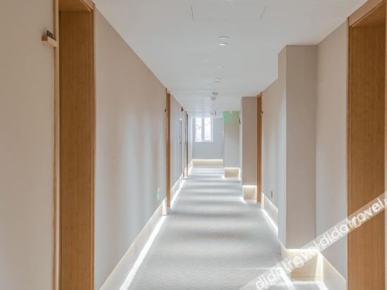 JI Hotel (Beijing Zhongguancun Dazhongsi Subway Station Branch)1