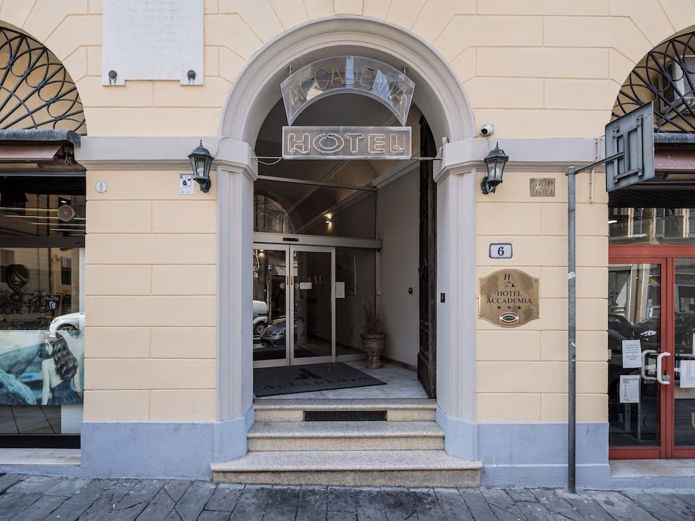 Hotel Accademia0