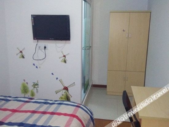ออเร้นจ์ อพาร์ทเมนต์ (Orange Apartment)2
