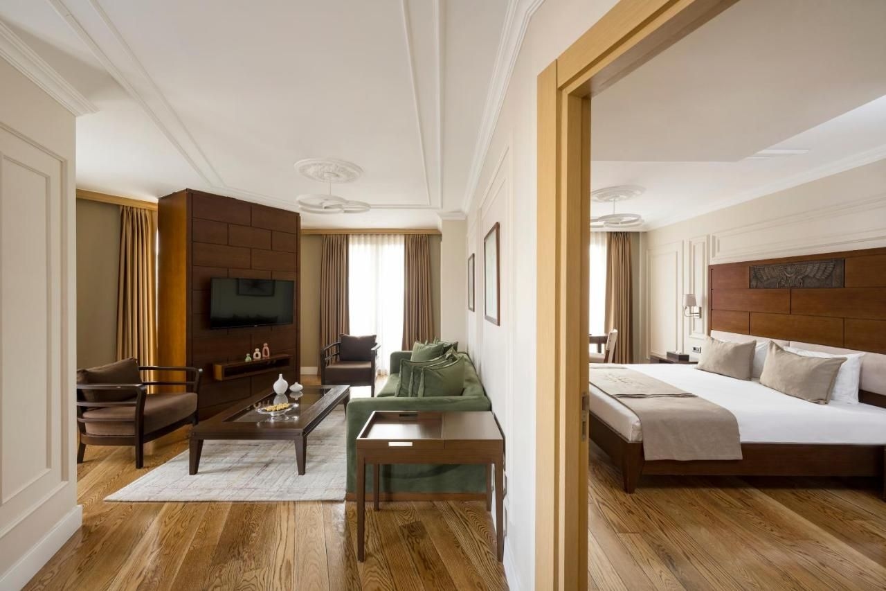Tunel Residence2