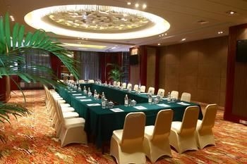 Greenland Jiulong Hotel3