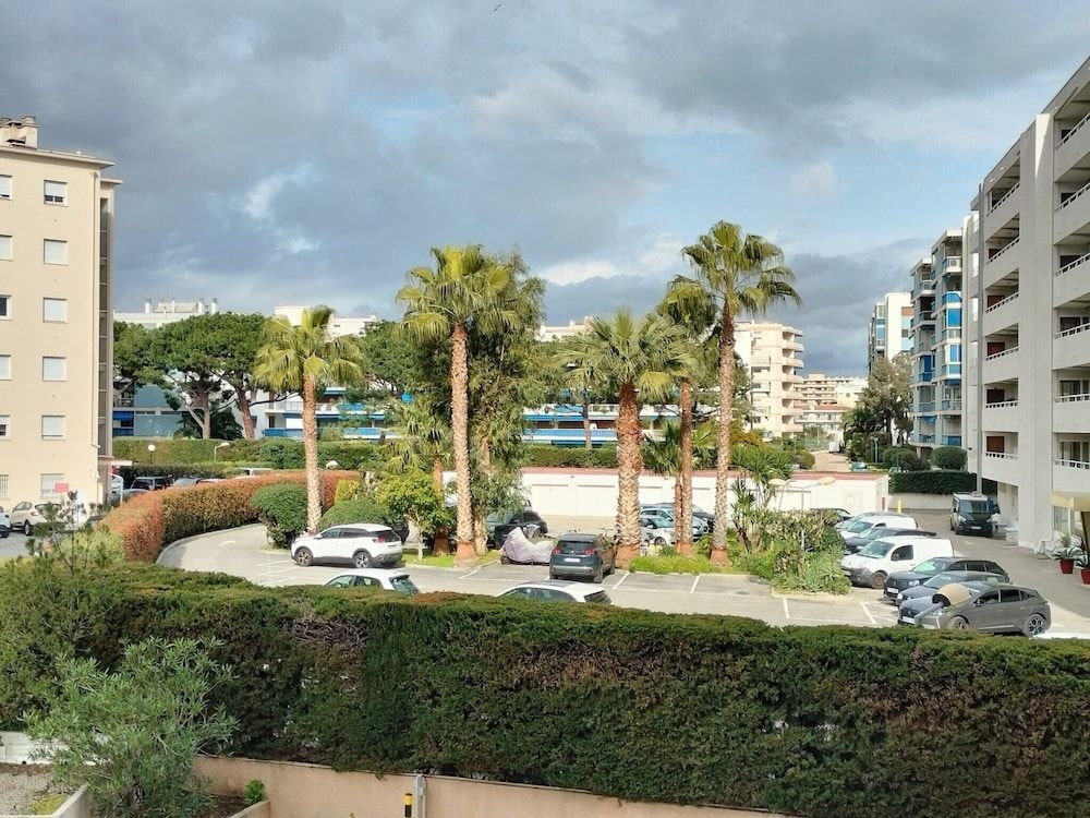 Tierce Beach Hotel4