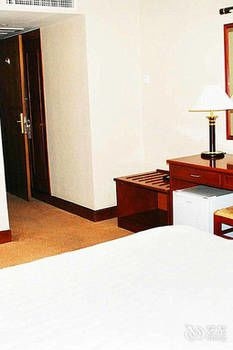โรงแรมจงเซี๊ยะ (Zhongxie Hotel)3