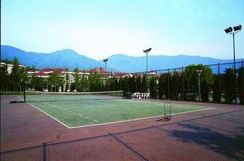 โรงแรมฟรากแรนท์ ฮิลล์ อีมพาร์ค (Fragrant Hill Empark Hotel)2