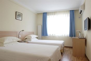 โรงแรมโพลี พลาซ่า (Poly Plaza Hotel)4