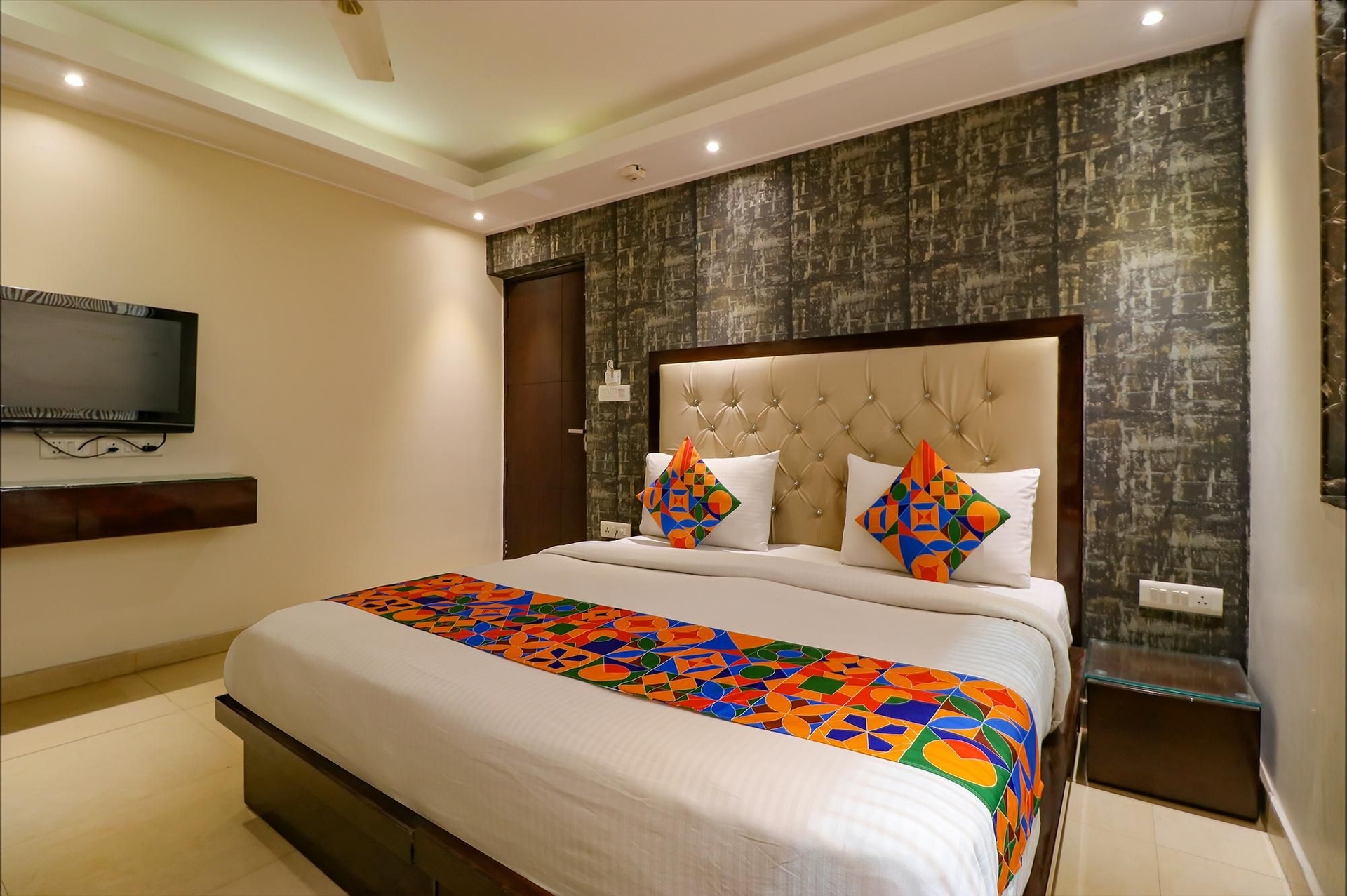 แฟ็บโฮเทล บี คอนติเนนตัล (FabHotel B Continental)4