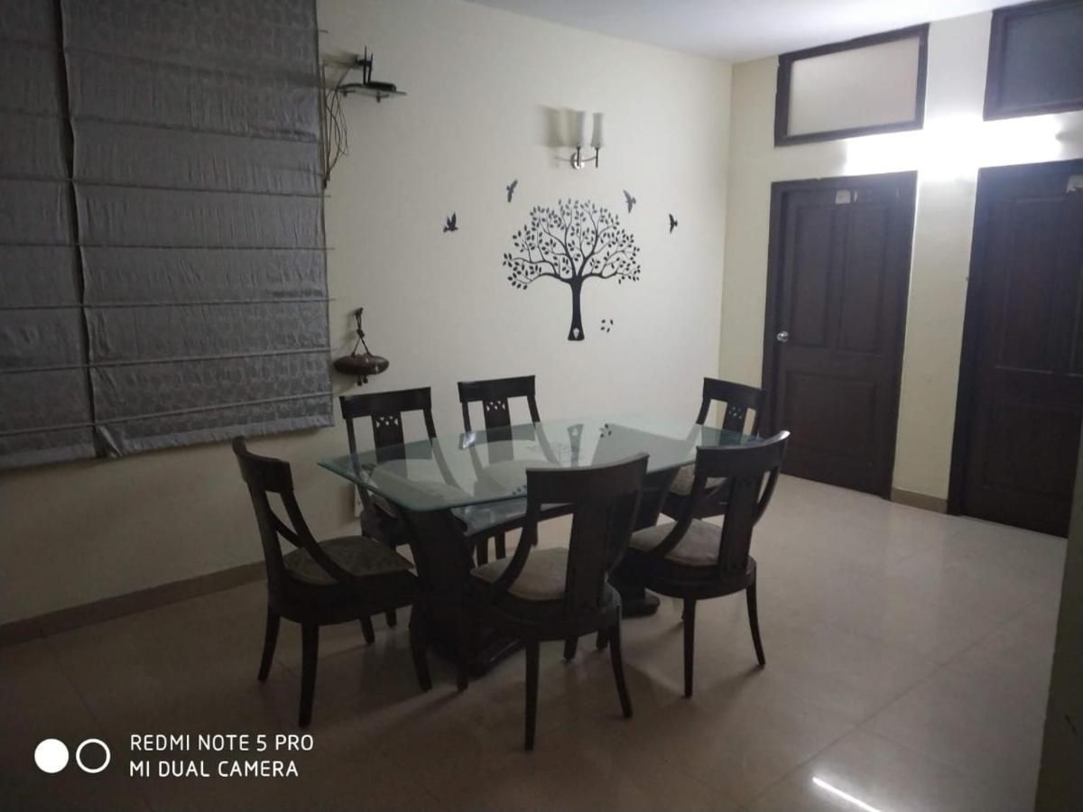 โรงแรมโฮมสเตย์ ดวารกา (Hotel Home Stay Dwarka)3
