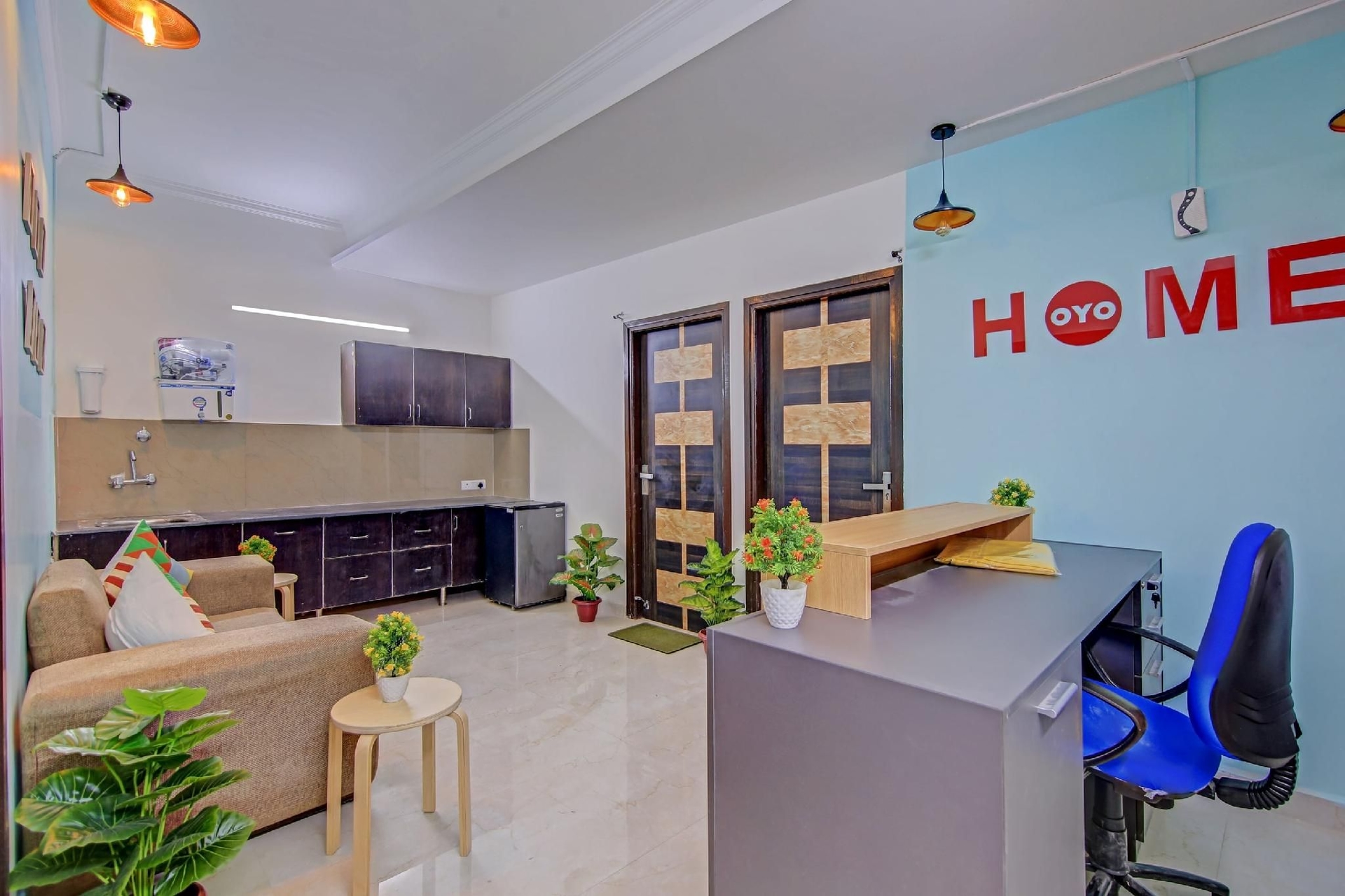 Super OYO Townhouse Saket Residency 1 Delhi4