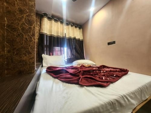 โรงแรม เดอะ ดิไวน์ (Hotel The Divine)2