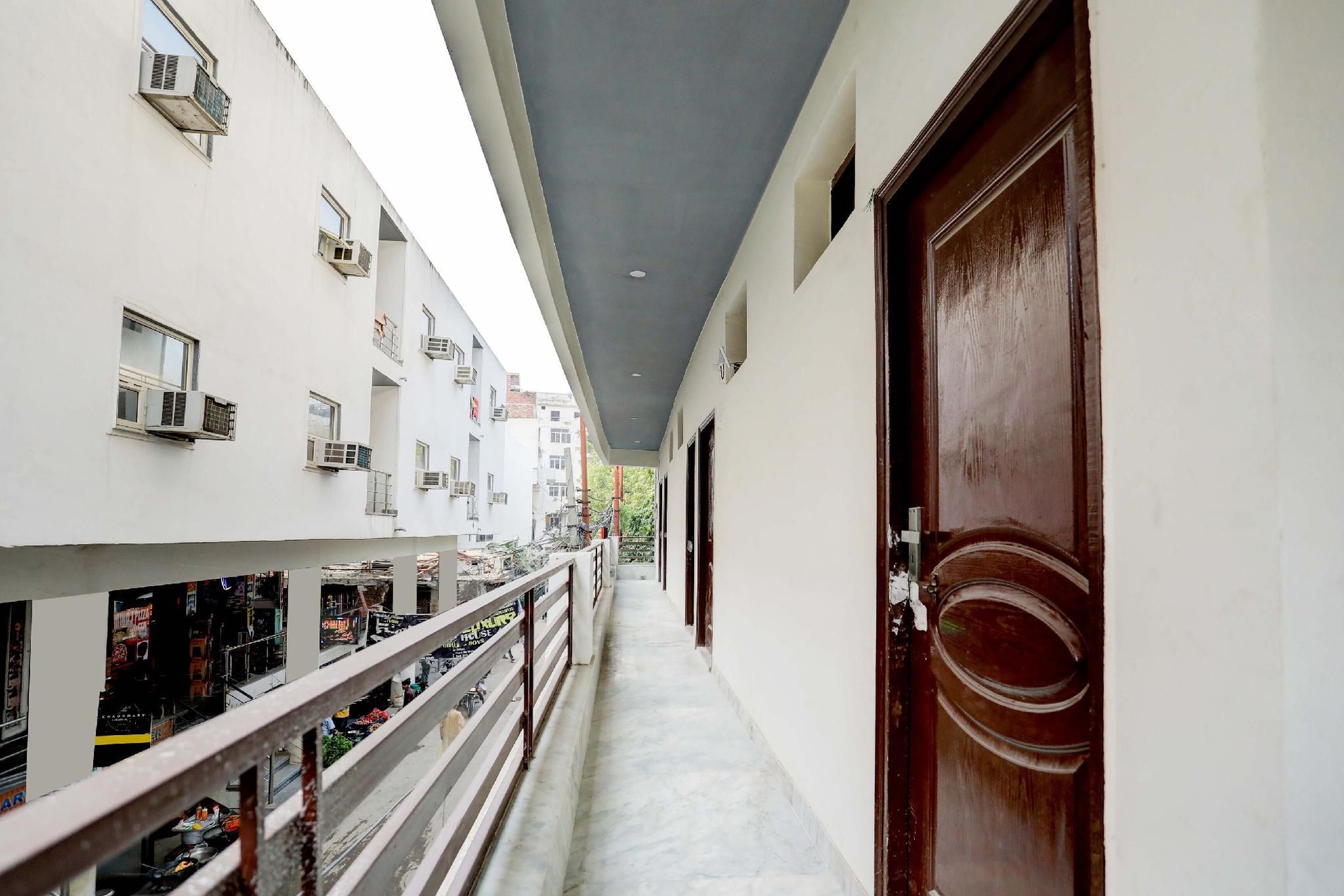 Hotel O Tilak hotel 24 Sector 27 Near by Vinayak Hospital Gali no-61