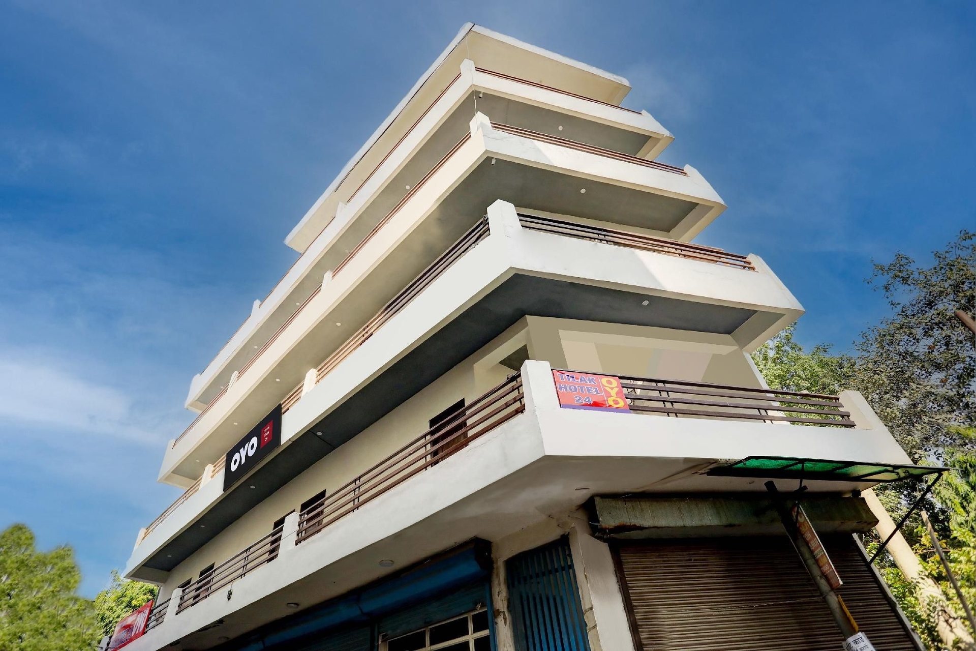 Hotel O Tilak hotel 24 Sector 27 Near by Vinayak Hospital Gali no-62