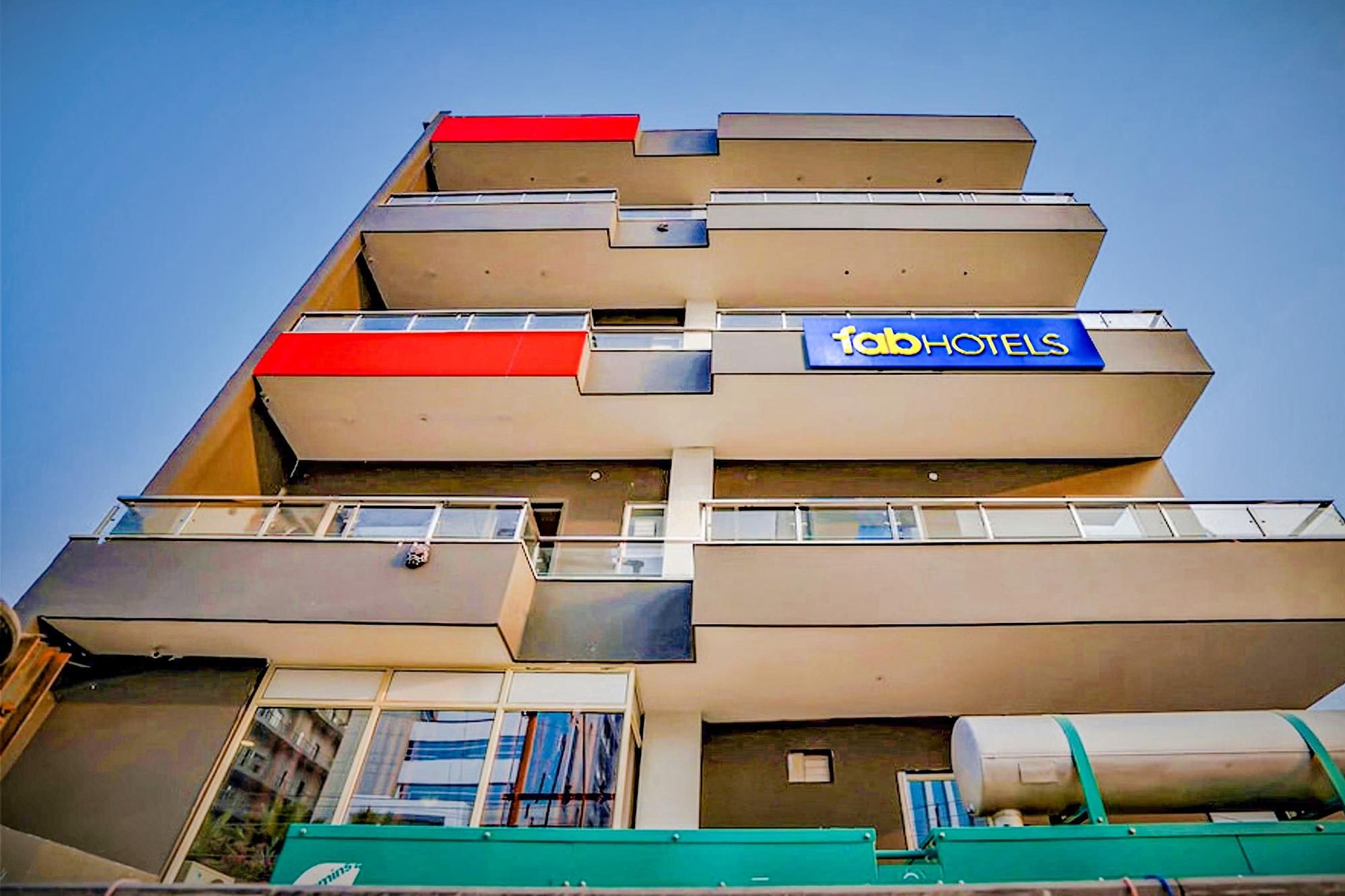 FabHotel Noida Express0