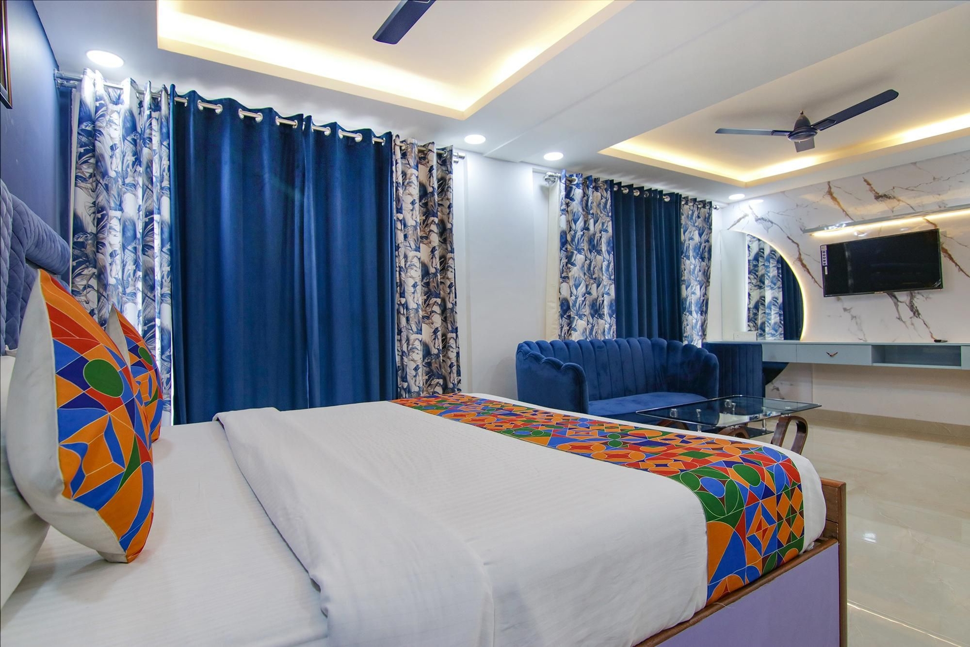 แฟบโฮเทล สัตยัม อินเตอร์เนชั่นแนล (FabHotel Satyam International)3