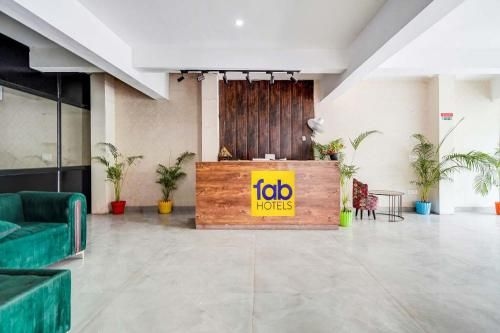 Super Collection O Sector 86 Noida0