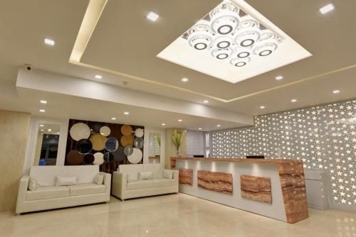 โรงแรมโกลเด้น ทรี (Golden Tree Hotel)0