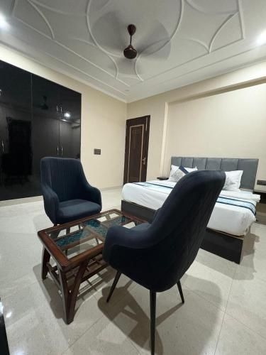 Radiant Blu Hotels3