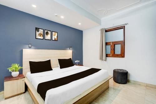 Super Collection O Sector 20 Noida2