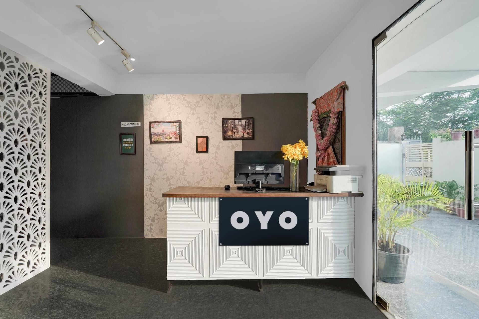 Hotel O Moksh4