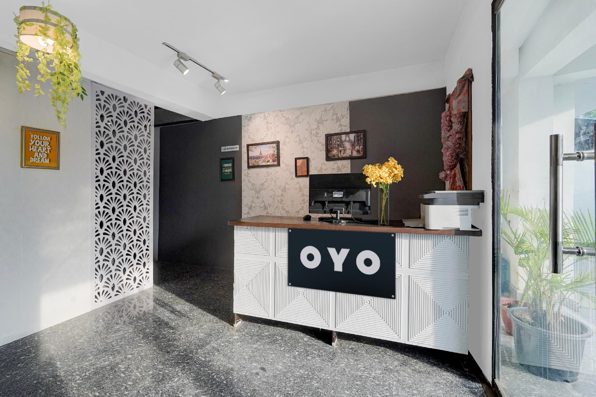 Hotel O Moksh1