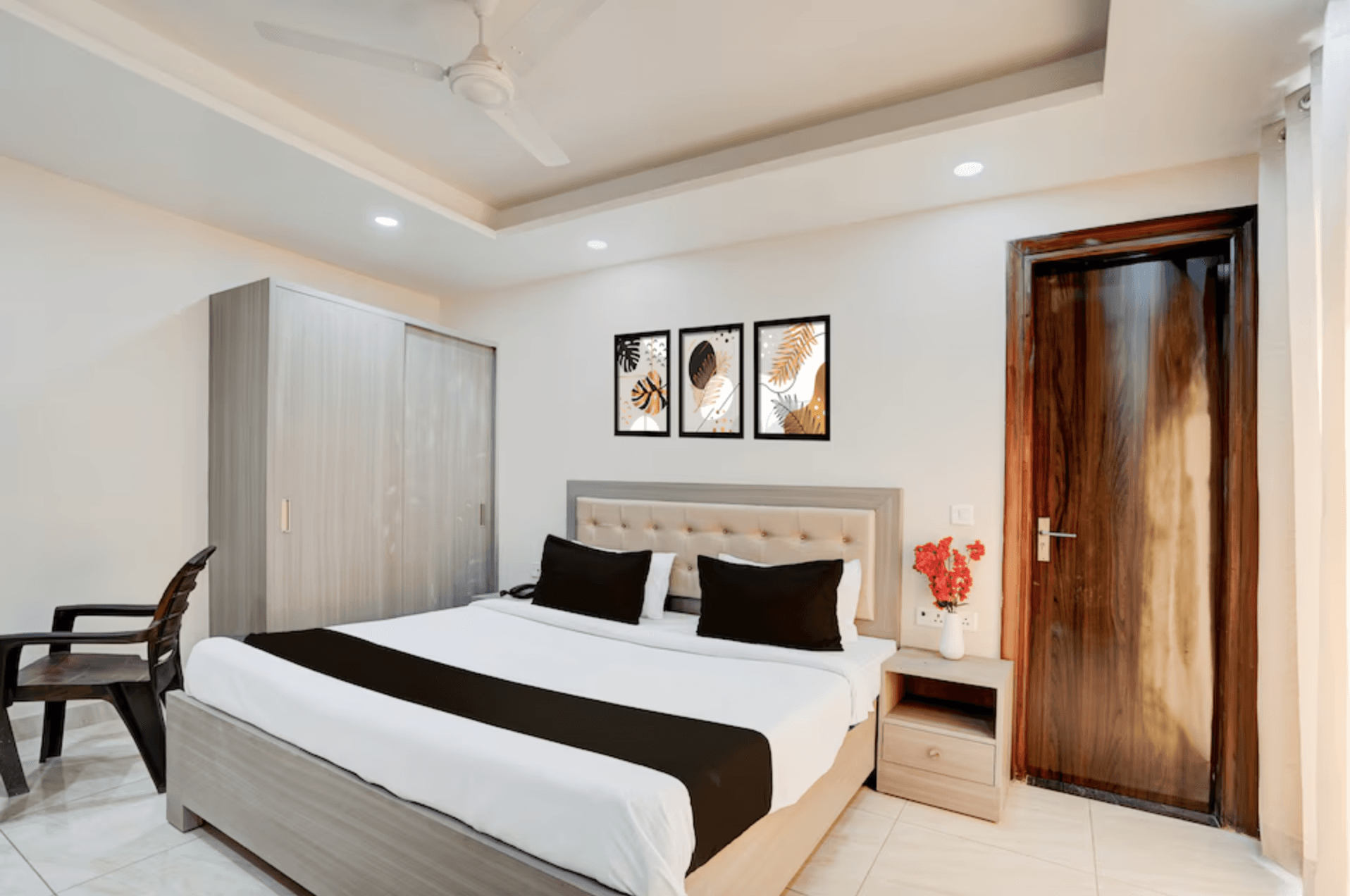 Hotel Tanishq Ashiana4