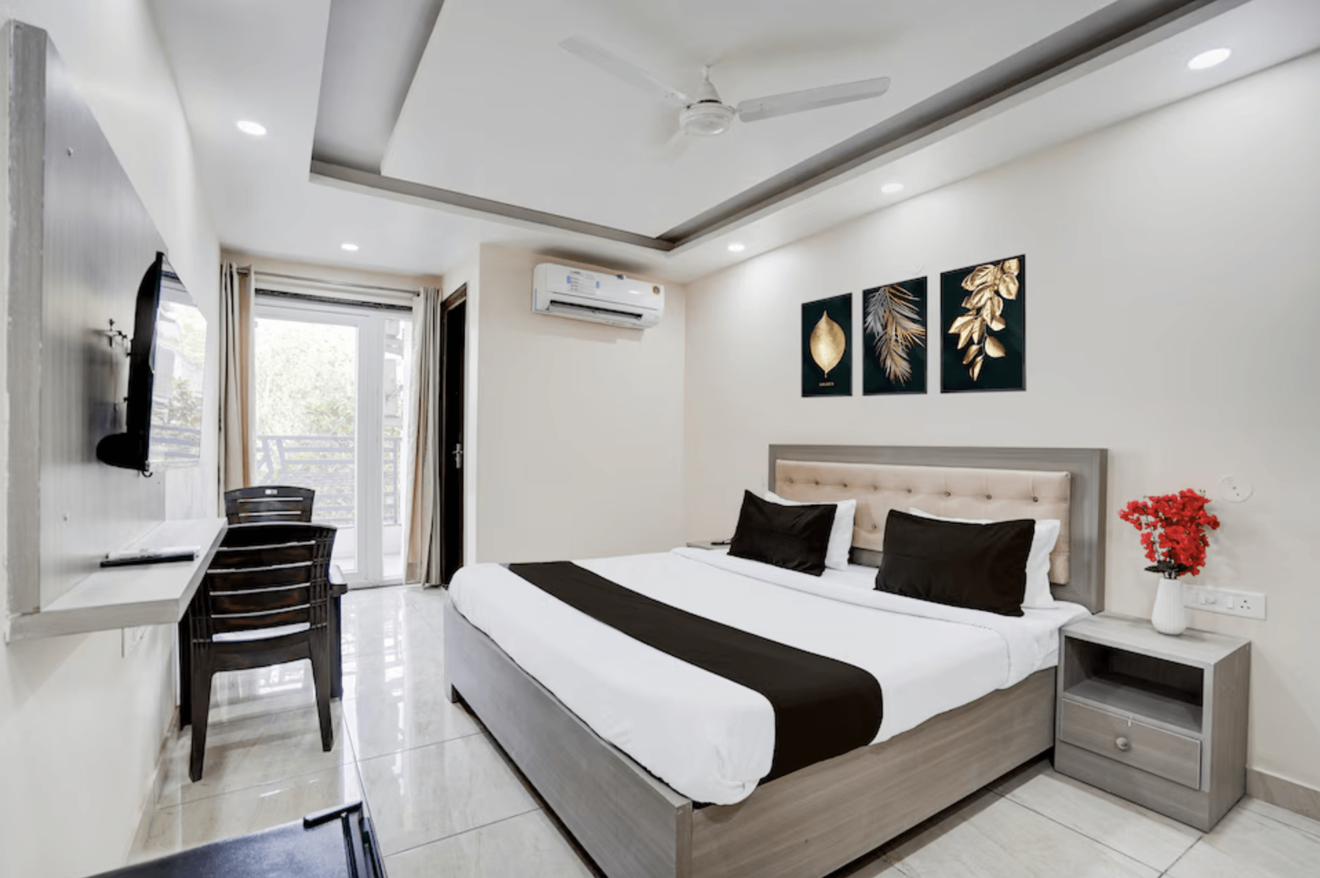 Hotel Tanishq Ashiana3