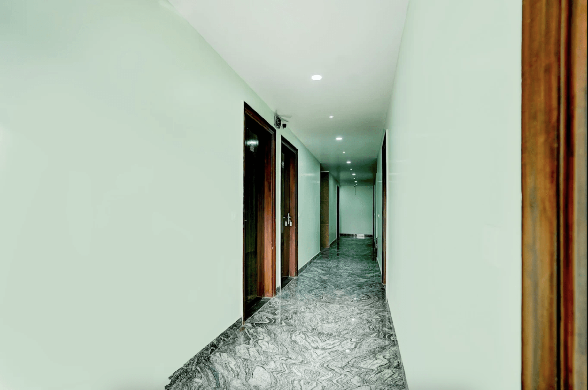 Hotel Tanishq Ashiana2